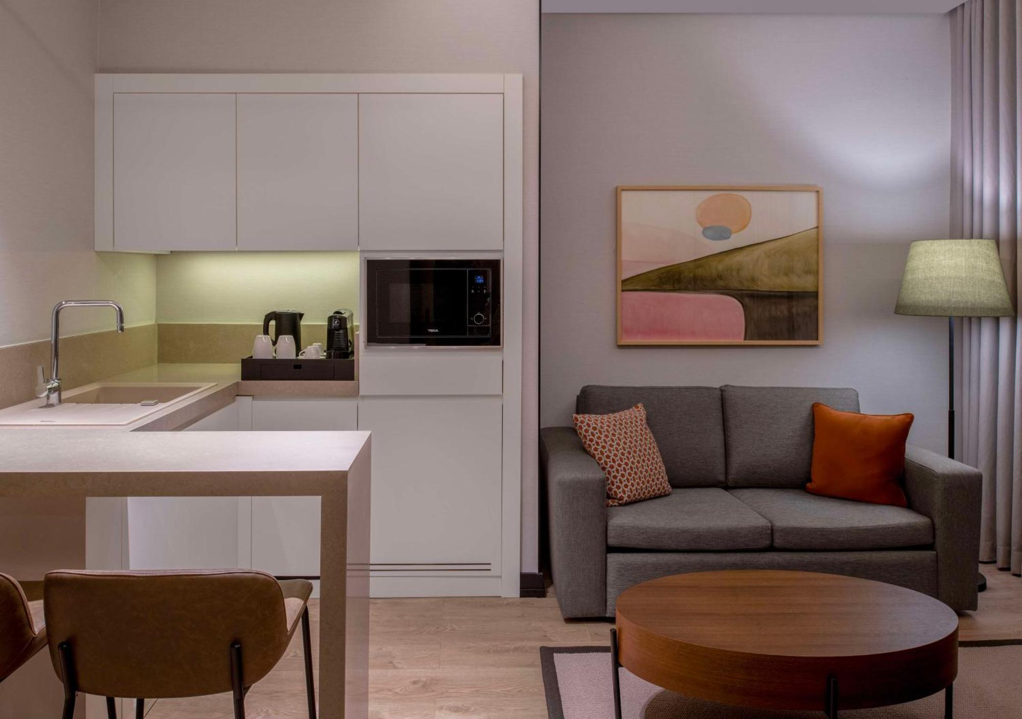 Altunizade Suites Istanbul, Curio Collection By Hilton Dış mekan fotoğraf